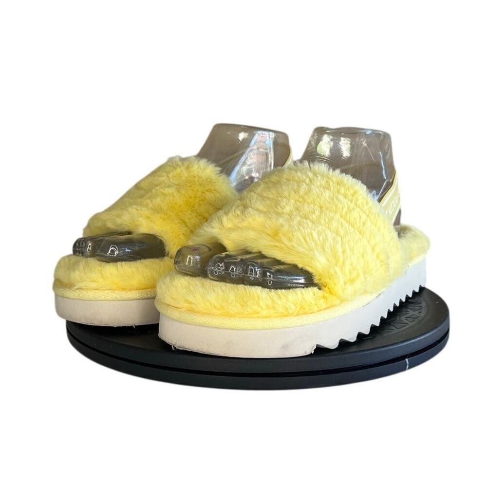 Koolaburra‎ by UGG Fluff Yeah Slip On Sandals Size 4 Yellow White - Picture 2 of 5
